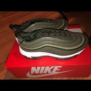 olive air max 97 womens